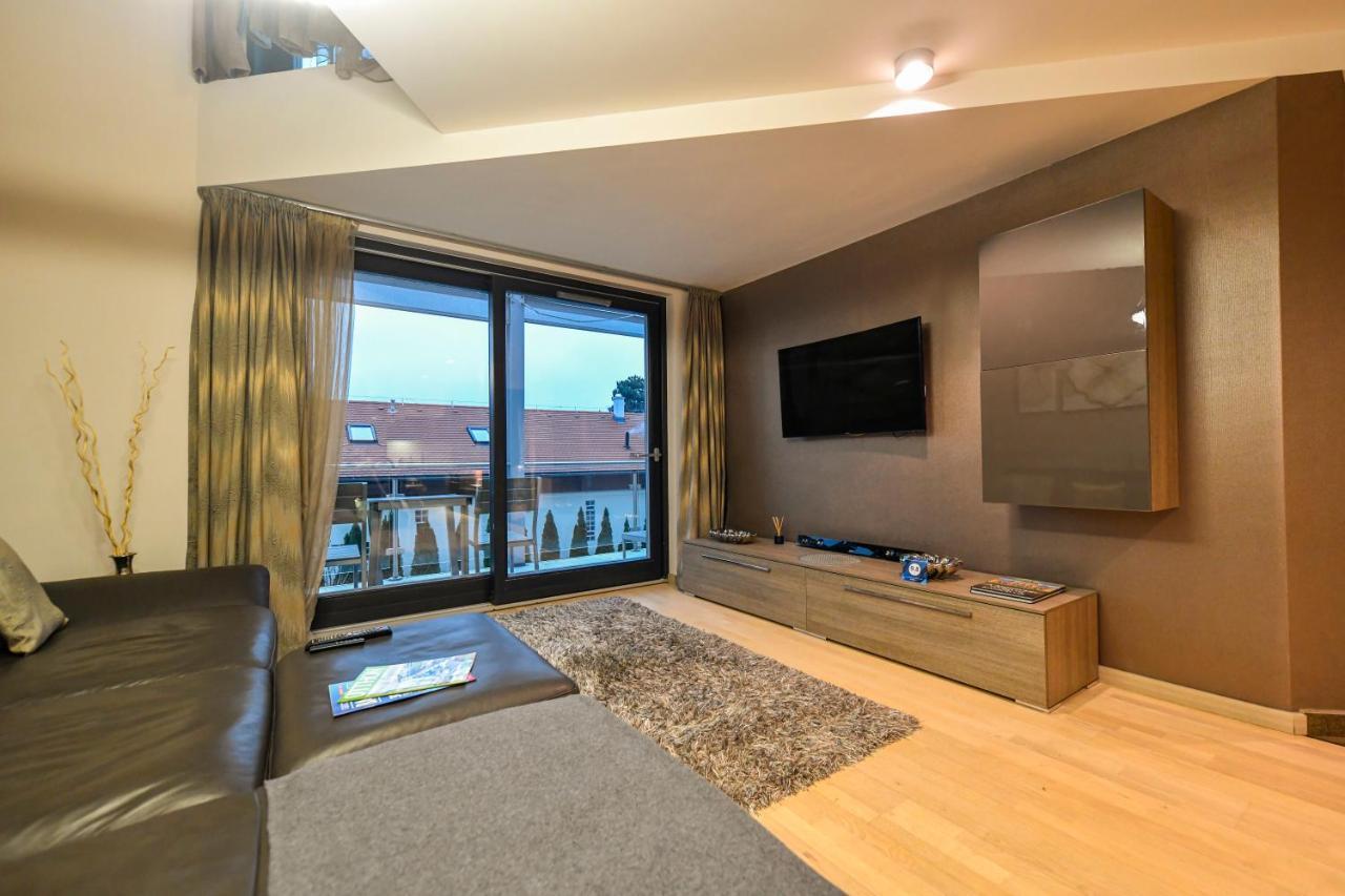 Villapark Luxury Apartman Balatonfuered Экстерьер фото